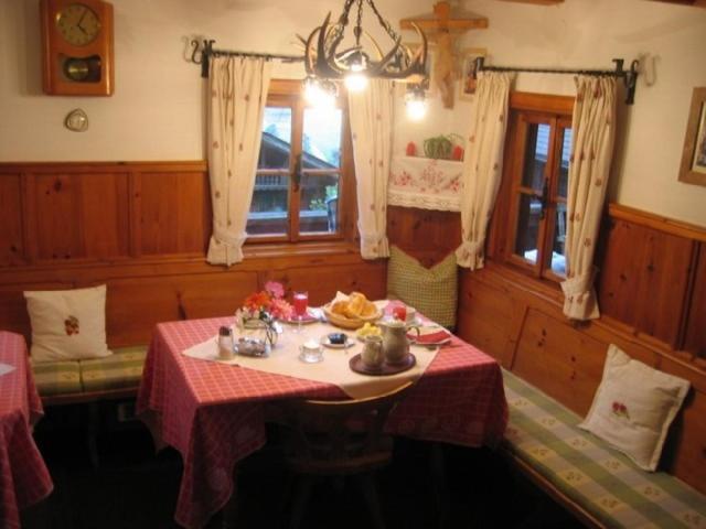 Gaestehaus Leirerhaeusl อัลพ์บาค ภายนอก รูปภาพ